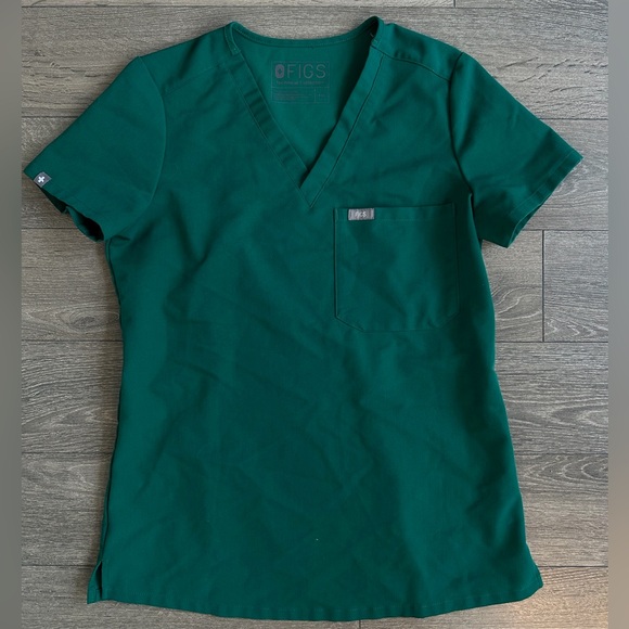 Figs Catarina One-Pocket Scrub Top - Hunter Green XXS - Picture 2 of 3